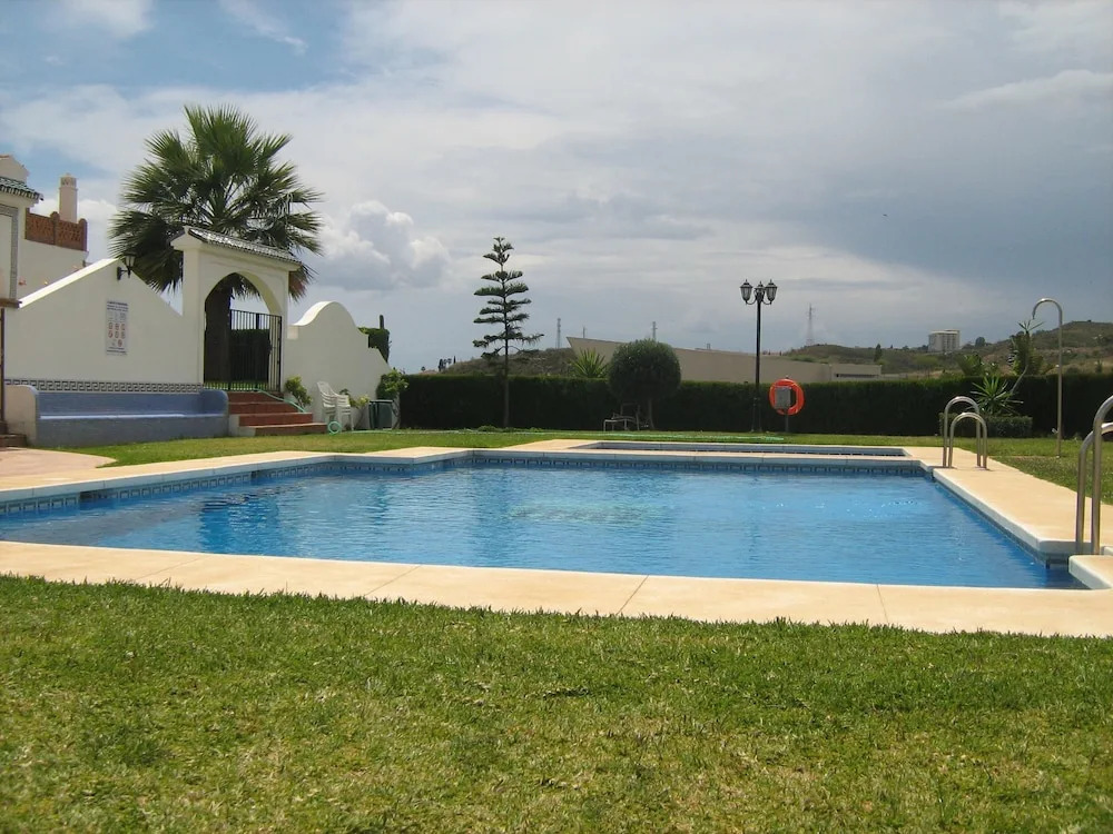 Gorgeous Sea View Penthouse in Carvajal, 3 Mins Walk to the Beach, Wifi