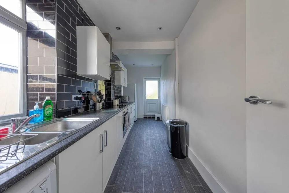 Penderford Home