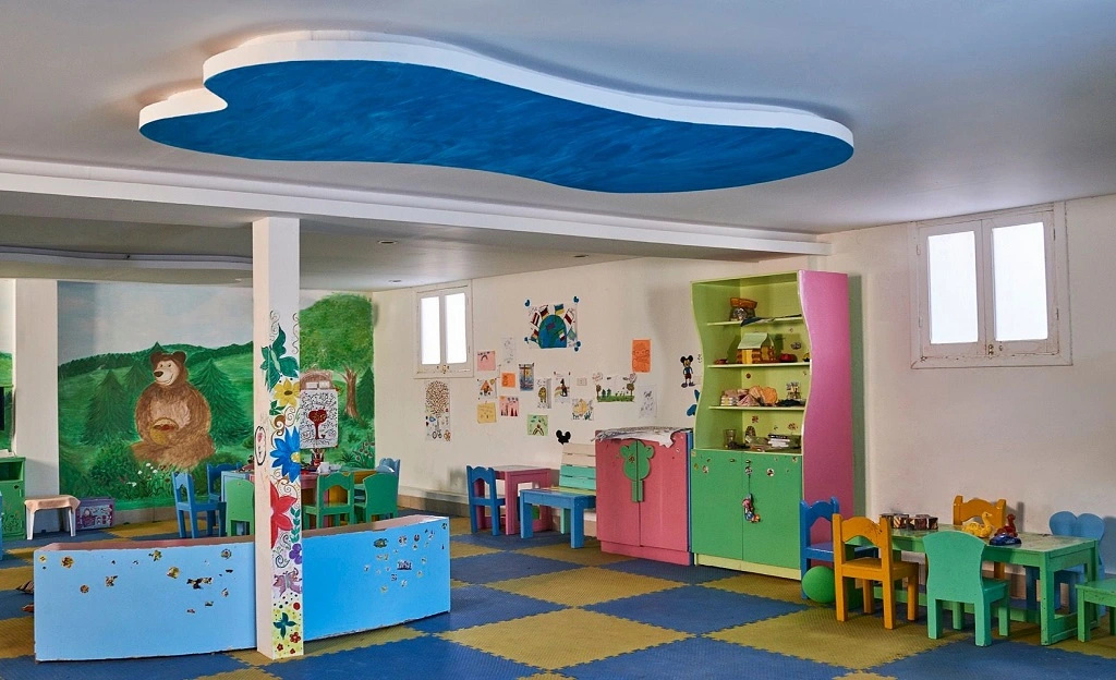 Отель Parrotel Beach Resort