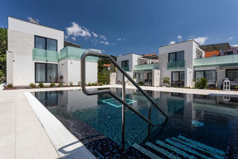 Hotel & Resort ISOLA