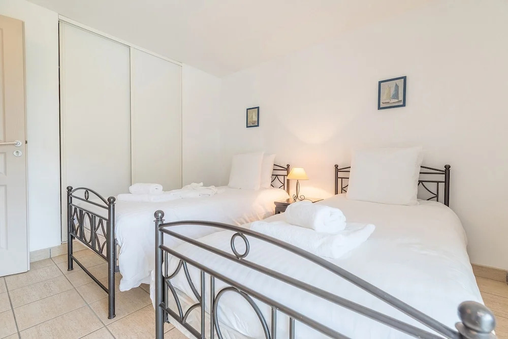Madame Vacances Villas Club Royal 17