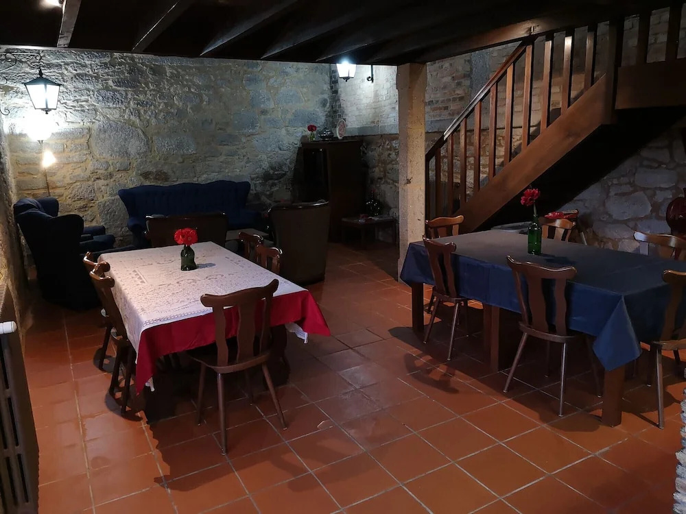 Vivenda Rústica c Piscina e Snooker, Viana Castelo