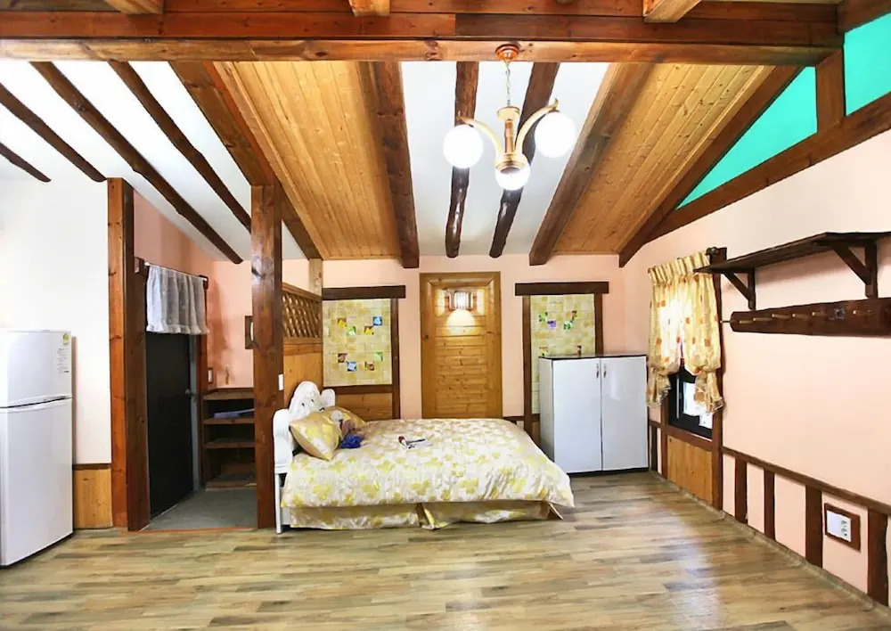 Camp Star Pension