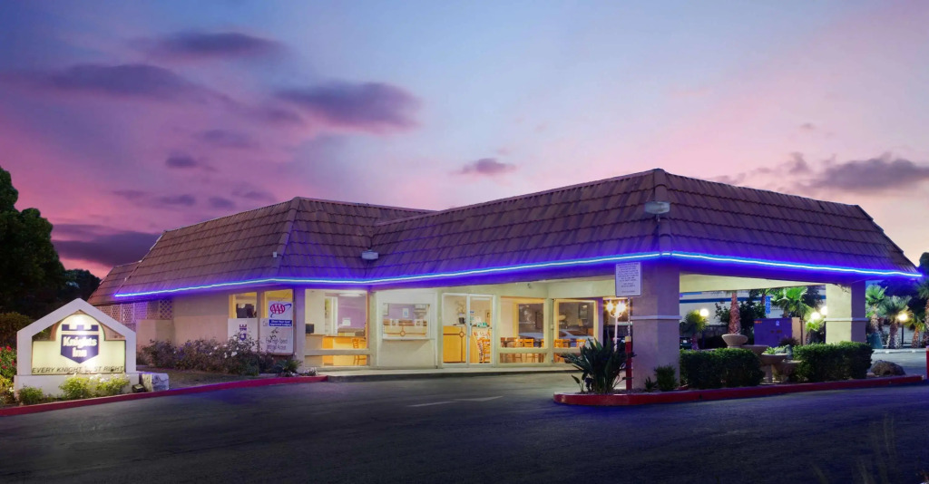 Days Inn and Suites Palmdale