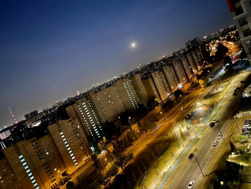 Моменты на улице Римского-Корсакова 11к2