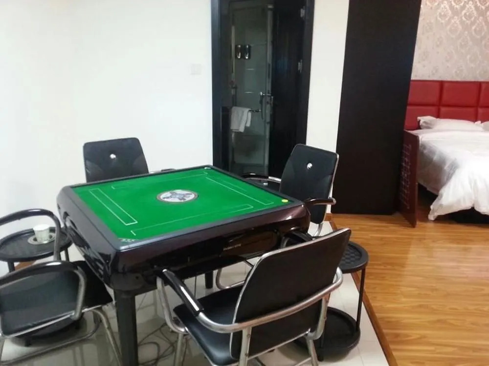 Baifenghui Business Hotel