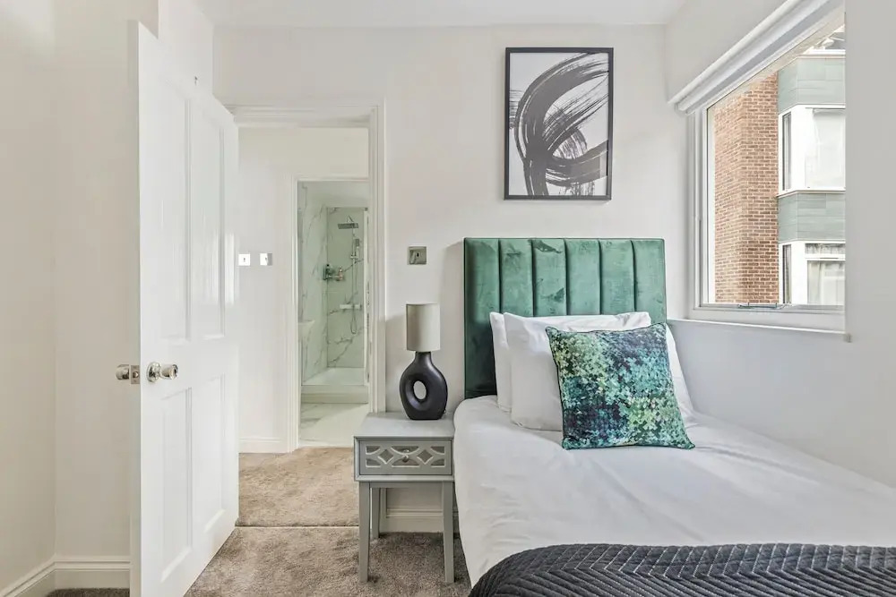 Stunning South Kensington House With 4 Bedrooms