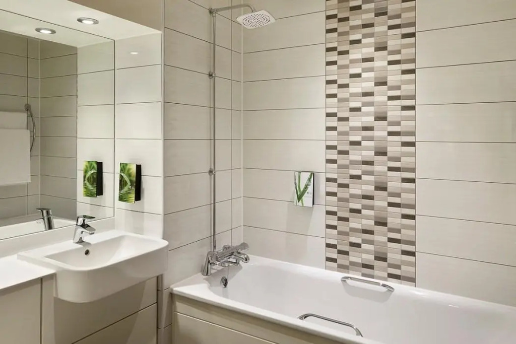 Premier Inn Edinburgh East