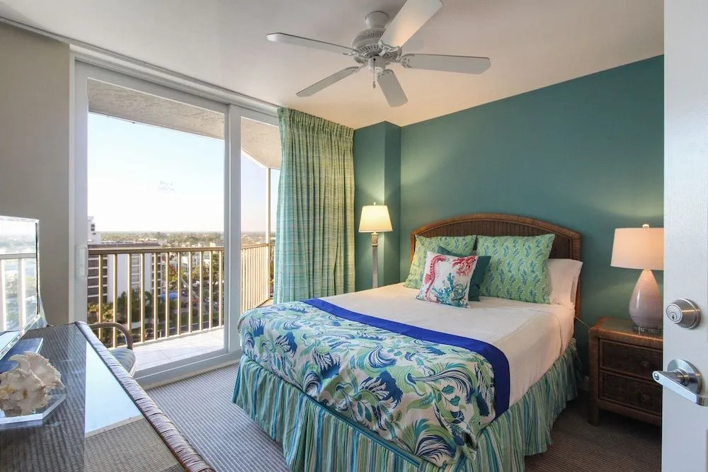 6620 Estero Blvd 1002 Condo 3 Bedrooms 2 Bathrooms Condo
