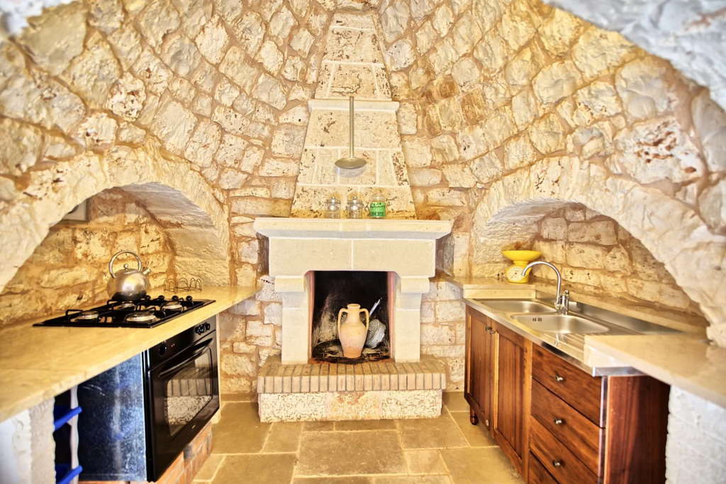Trullo Santo Stefano by PosarelliVillas