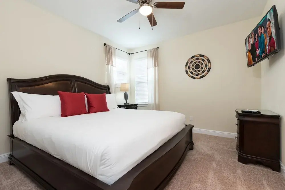 Luxury Disney Dreams Pool Spa Game Room 6 Bedroom Home by RedAwning