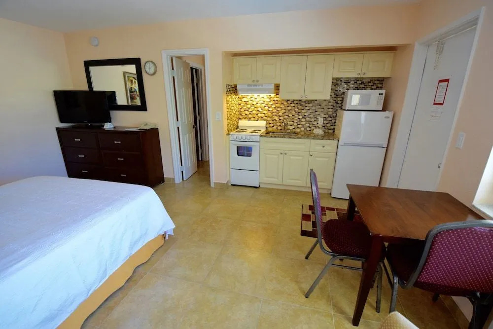 Surf Side Resort
