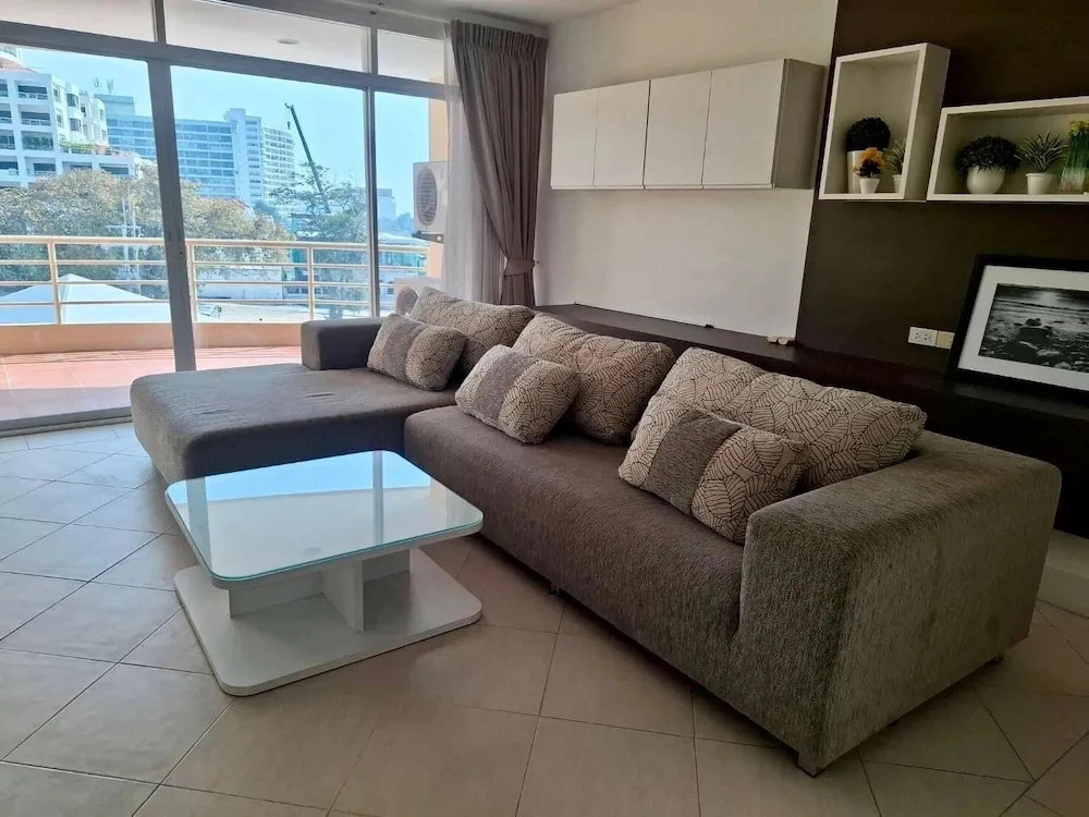 Executive Residence by PSR