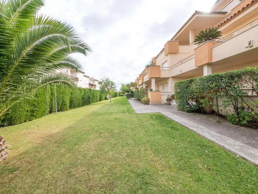 Fabulous Apartment Ideal for Families, Near the Beach