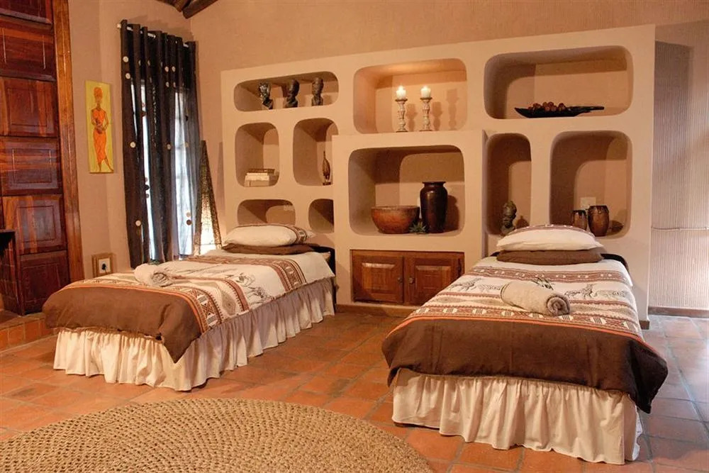 Gazebo Lodge - Hostel