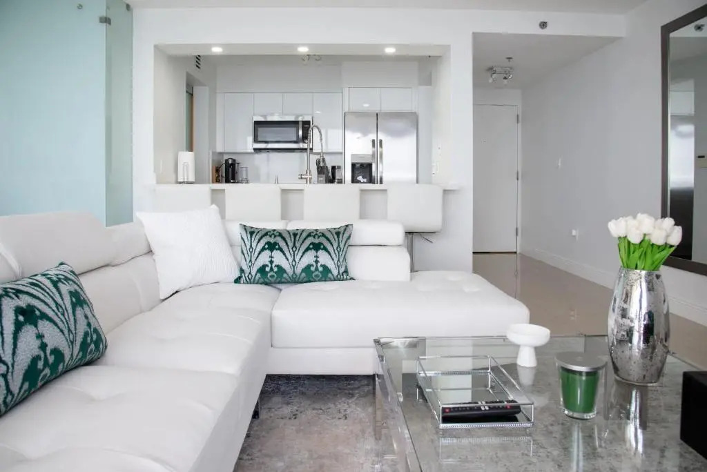Modern Brickell Condo with Ocean & City Views