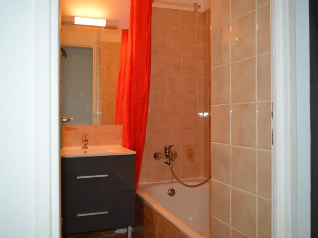 Appartement Golfe Juan, 1 pièce, 2 personnes - FR-1-252-62