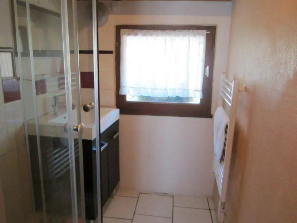 Chambres, Table dHôtes et Gites Les Mesanges