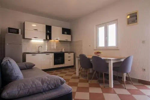 Apartment Teskera 1