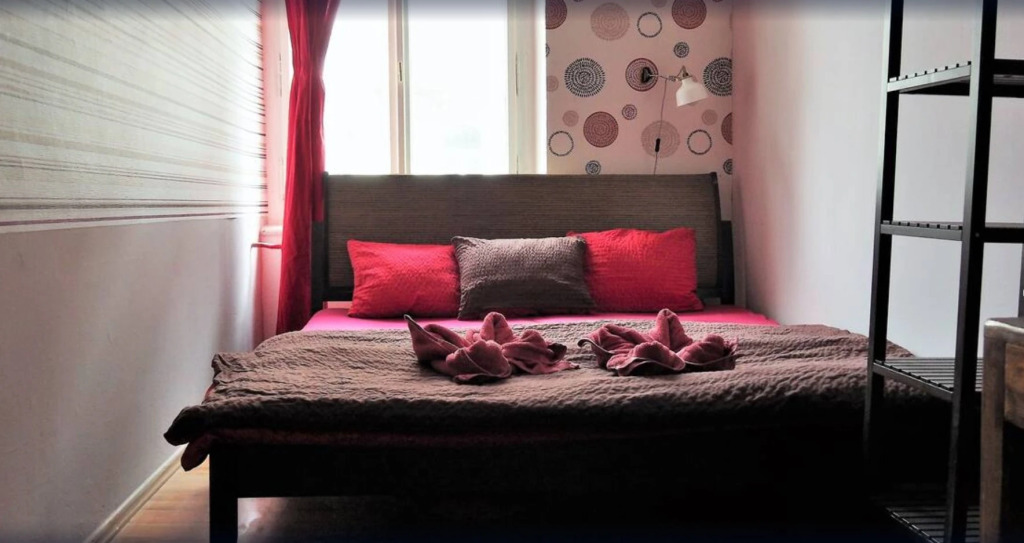Hostel Elf