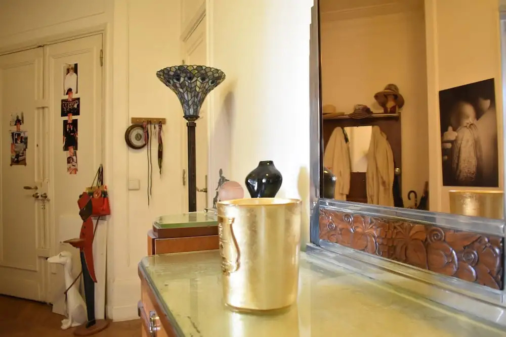 3 Bedroom Flat At The Foot of Bon Marché