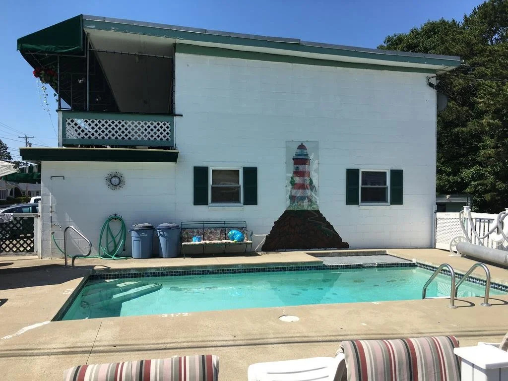 Crosswinds Motel