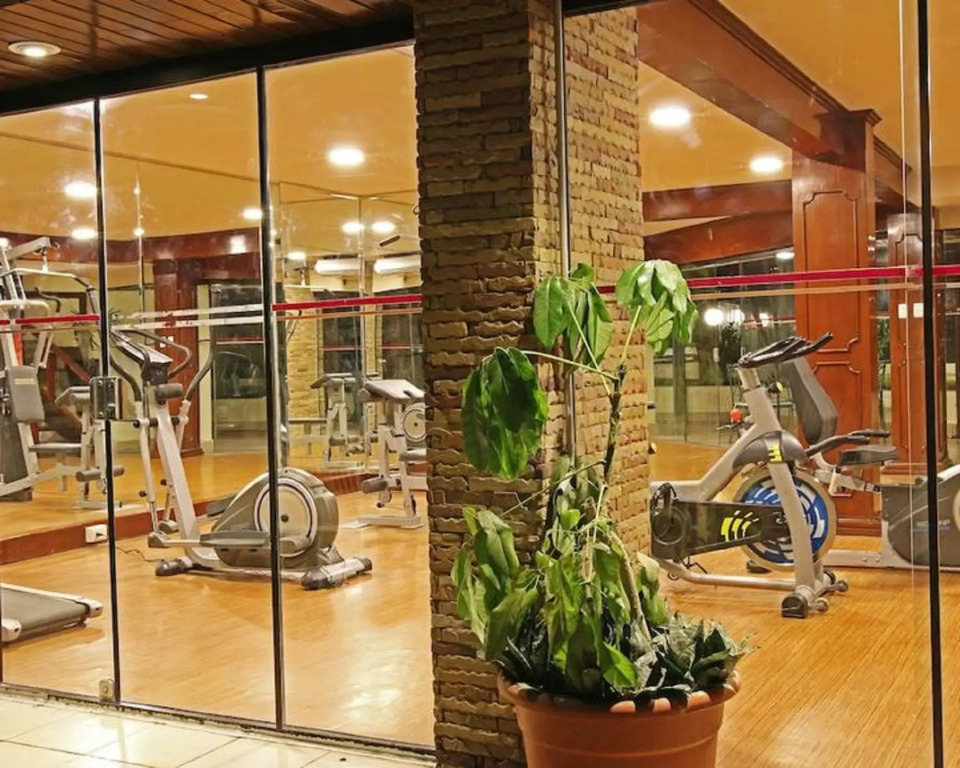 Yotau All Suites Hotel