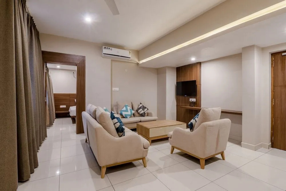 Hotel Samasth Palatial