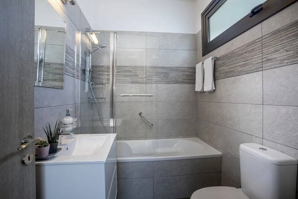 Chris Le Mare Luxury Villa