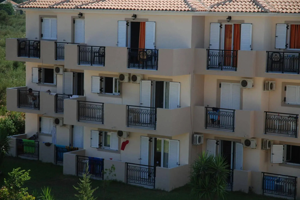 Letsos Hotel