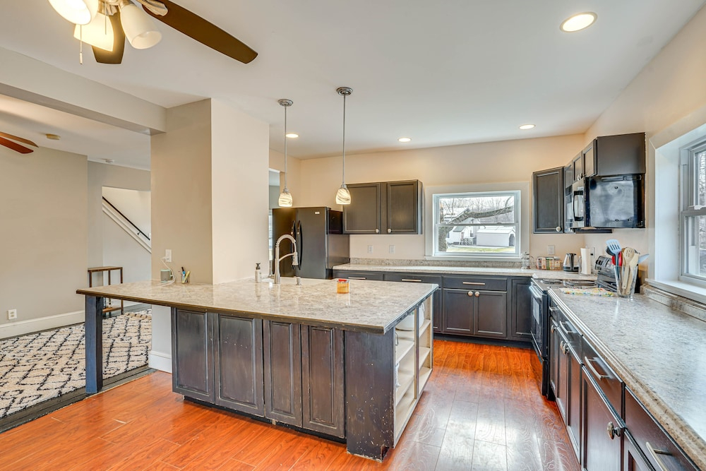 Altmar Home w/ Fire Pit < 1 Mi to Salmon River!