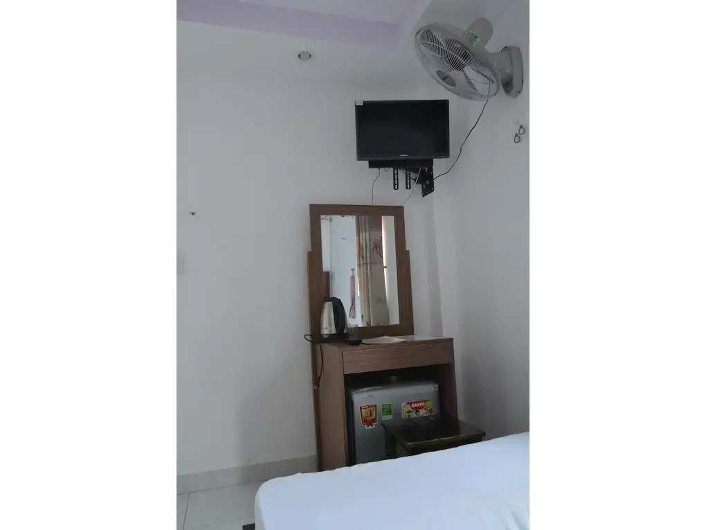YHD Hotel