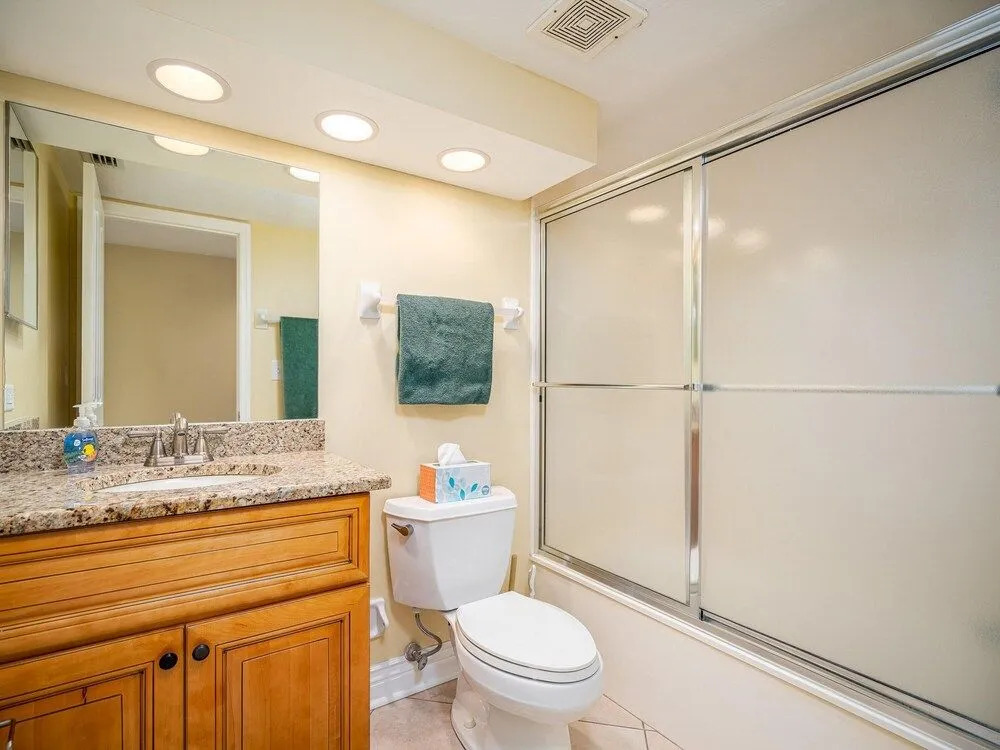Ocean Harbor 104A