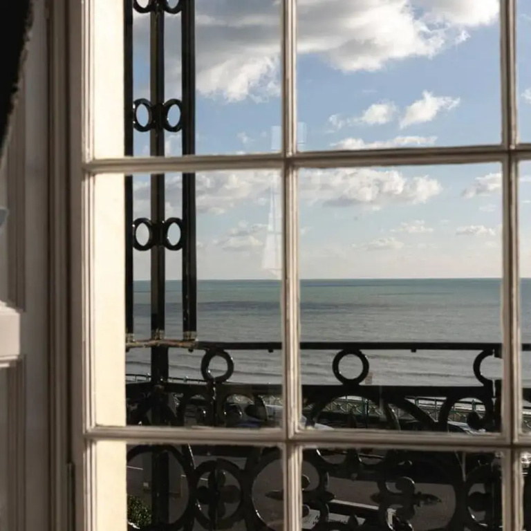 Marine Parade Sea View 2-bedroom Apartment
