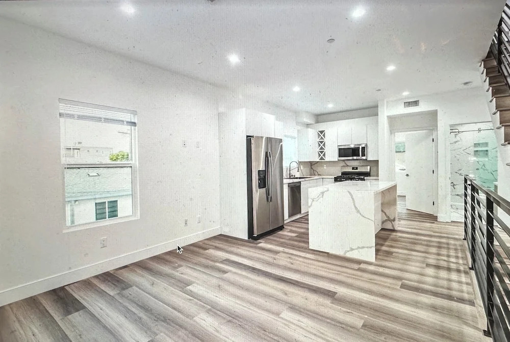 Modern HomeStay