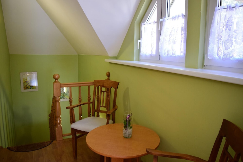 Holiday Homes With a Terrace, Close to the Beach