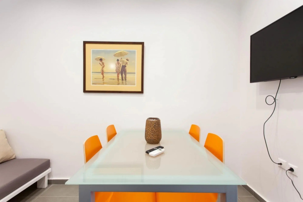 Spacious 4BR House Near Acropolis Roof Garden 12 Guests