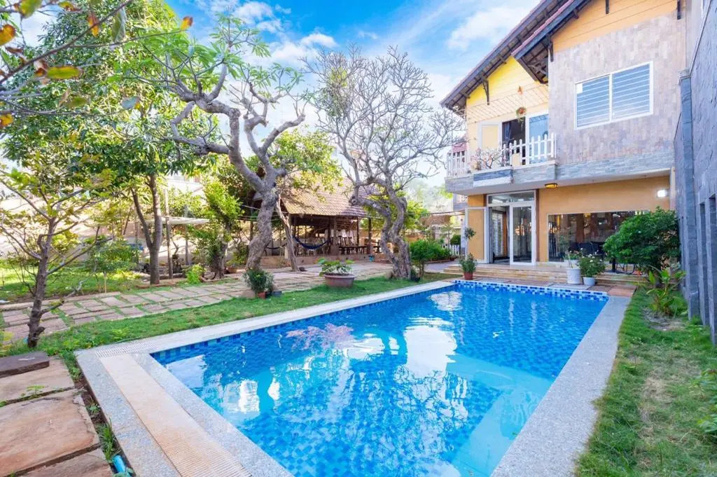 Hoàng My Villa Bãi Sau