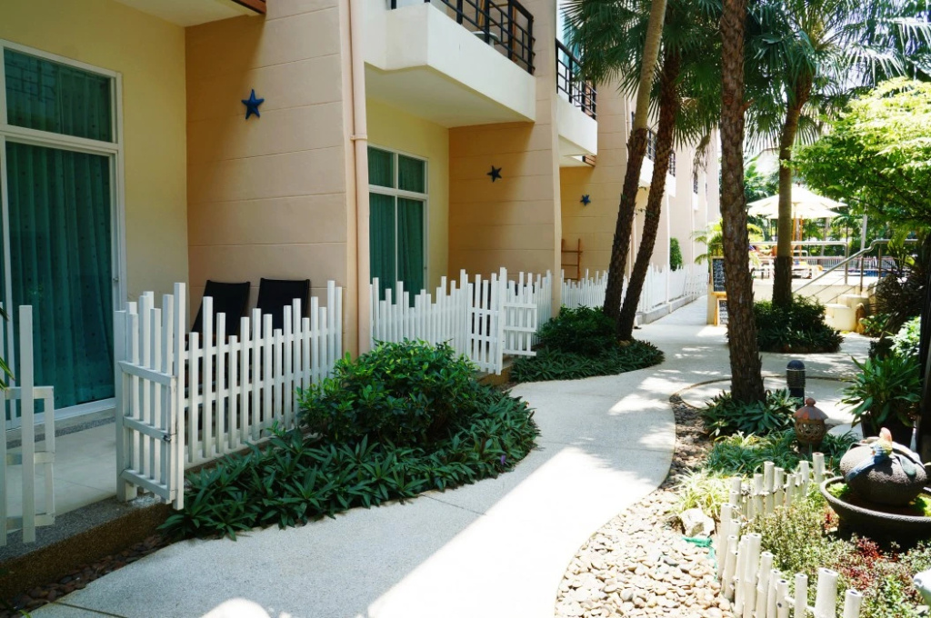 The Beach Heights Resort SHA Plus