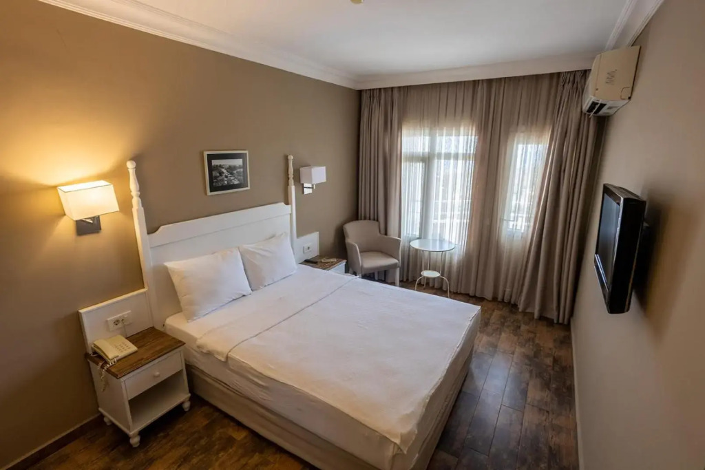 Olbios Marina Resort Hotel