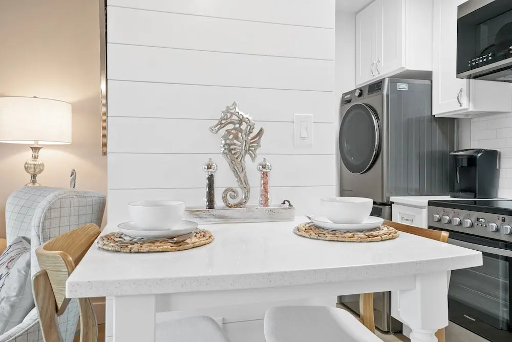 30A Emerald Hill Beach Resort by Panhandle Getaways