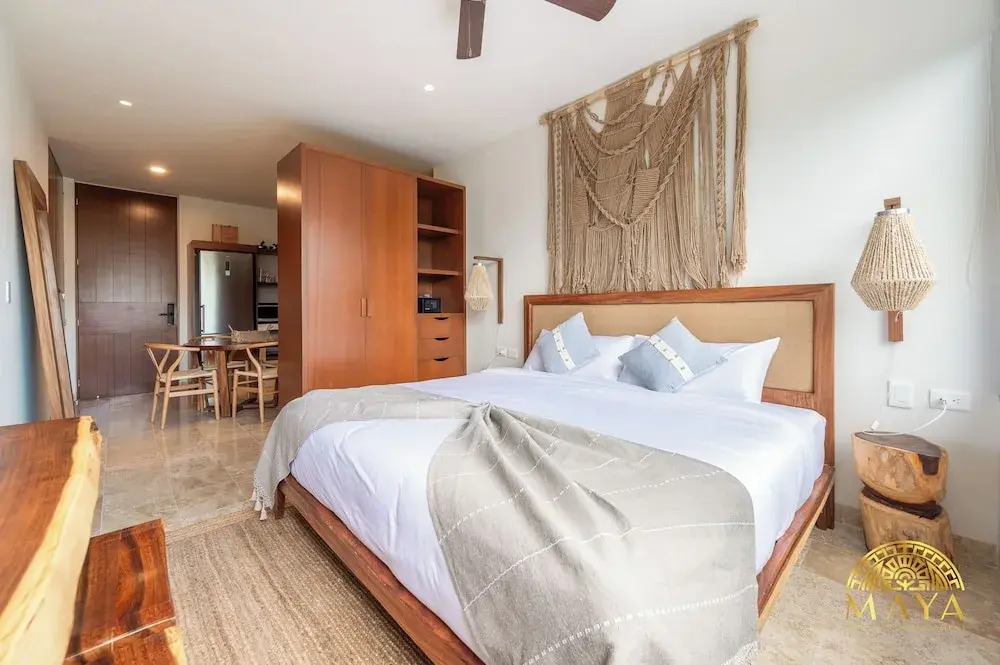NHOA 305B Lux 1BR Pool View Aldea Zama
