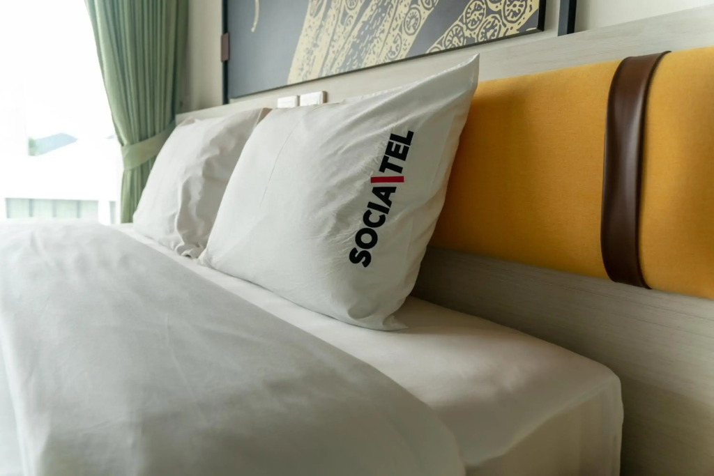 SocialTel Koh Samui