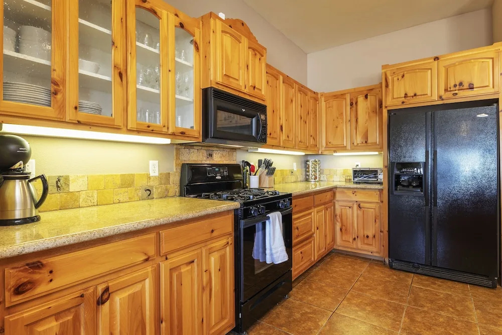 Horizon House Hot Tub, Fire Pit & Bbq Adobe In Jt 4 Bedroom Home by RedAwning