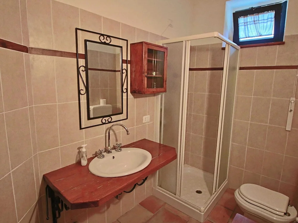 Family Cottage in Cagli with Pool