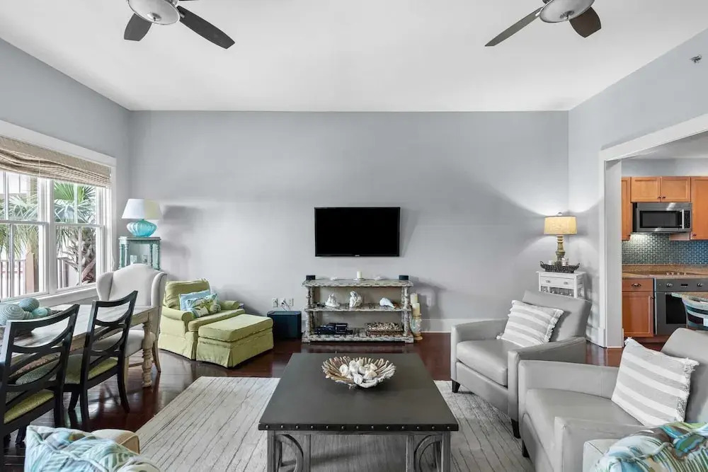 Salty Air & Blue Mountain Flair 3BR Condo w/ Pool, Balcony & Beach Access!