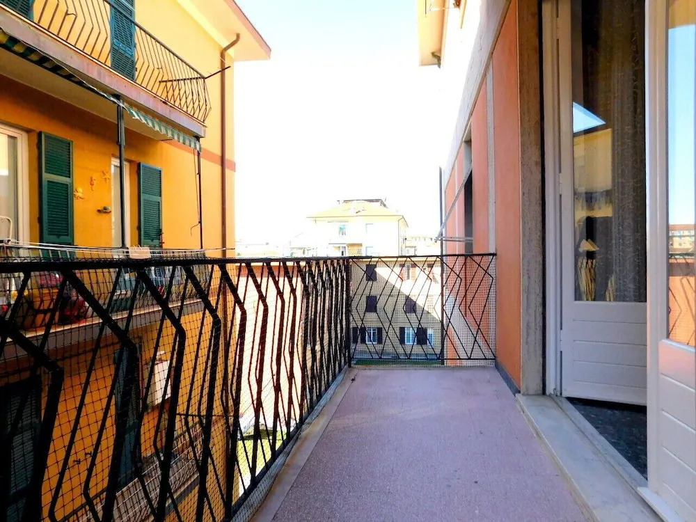 a levanto, trilocale vicino alla stazione