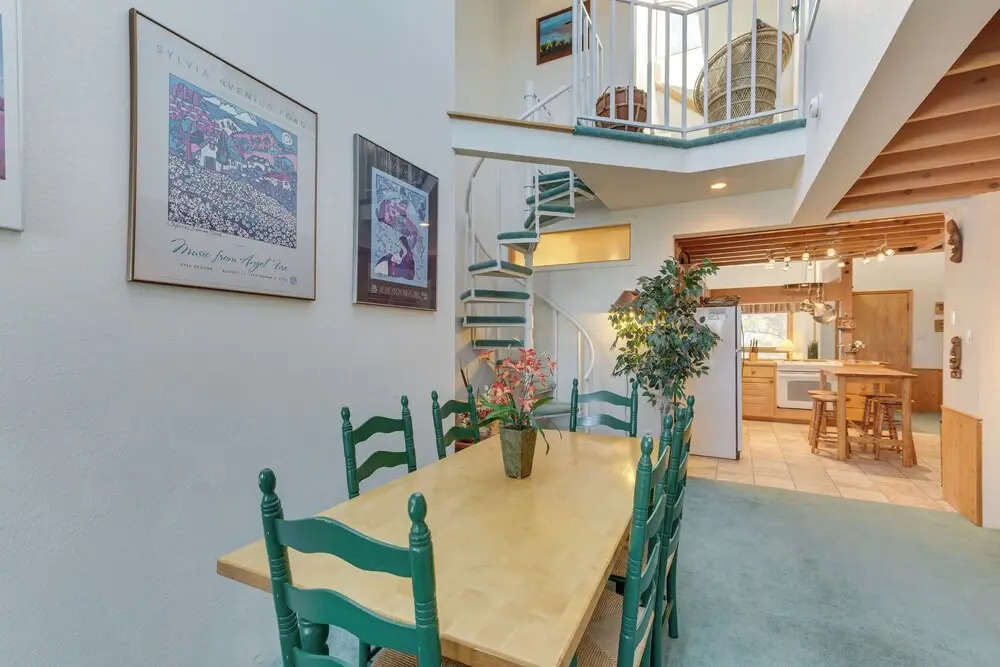 Angel Fire Condo w/ Mountain View < 1 Mi to Slopes