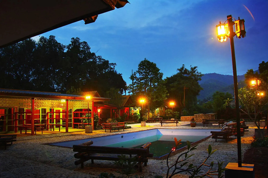 Areeya Phuree Resort Thaton