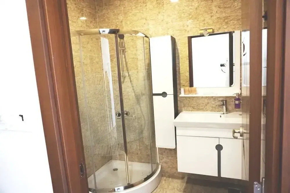 Shinhua Hotel